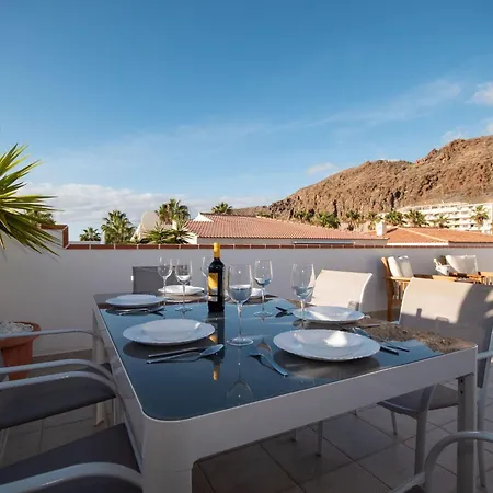 Susi Mit Privatem Pool By Interhome Holiday home Palm-mar