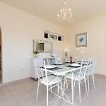 Susi Mit Privatem Pool By Interhome Feriehus *